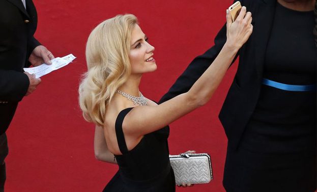 selfie cannes ap