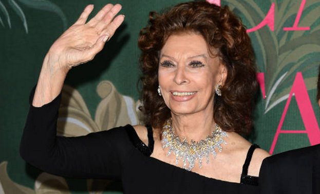 sophia loren ap